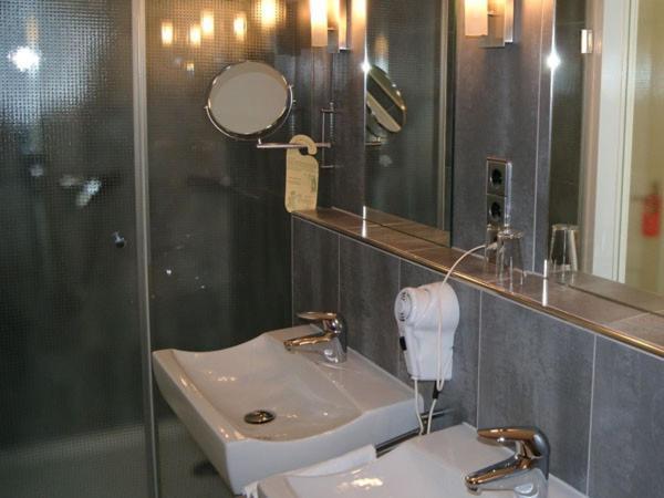 Hotel Rauch Attendorn Ngoại thất bức ảnh